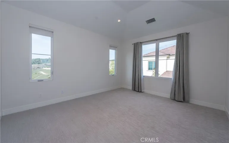 106 Winnett, Irvine, California 92602