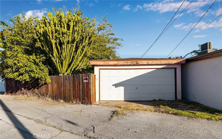 12934 Strathern Street, North Hollywood, California 91605
