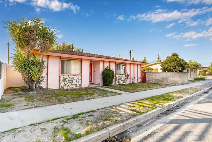12934 Strathern Street, North Hollywood, California 91605