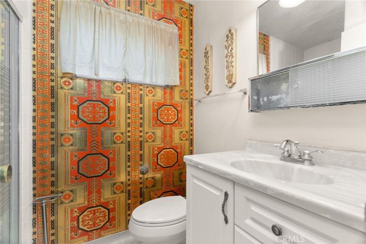 12934 Strathern Street, North Hollywood, California 91605