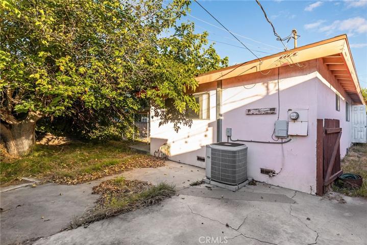 12934 Strathern Street, North Hollywood, California 91605