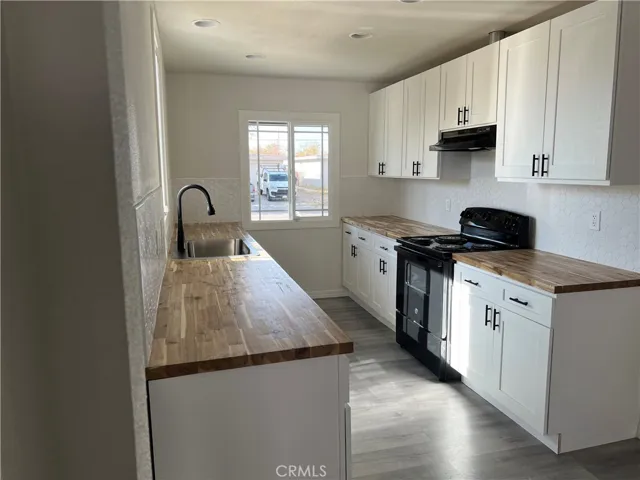 45354 Gadsden Avenue, Lancaster, California 93534