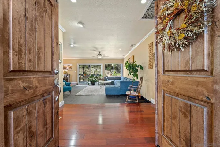 4312 Avenida Gregory, Spring Valley, California 91977
