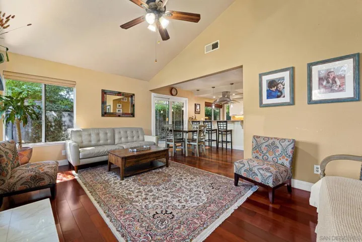 4312 Avenida Gregory, Spring Valley, California 91977