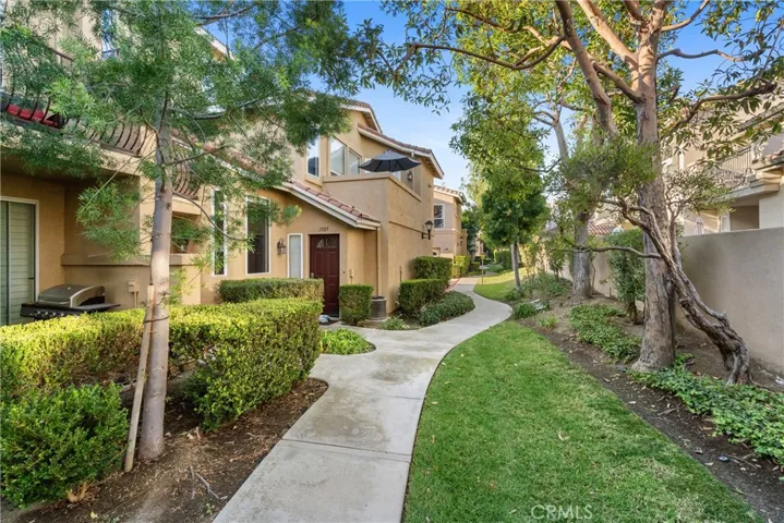 1091 S Positano Avenue, Anaheim Hills, California 92808