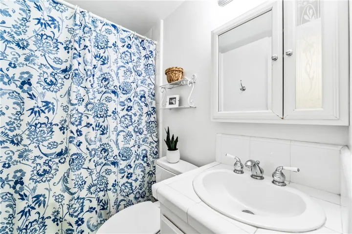 6857 Citriadora Court, Garden Grove, California 92845