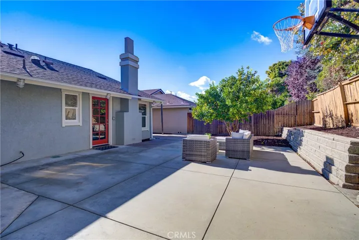 954 Lobelia Lane, San Luis Obispo, California 93401
