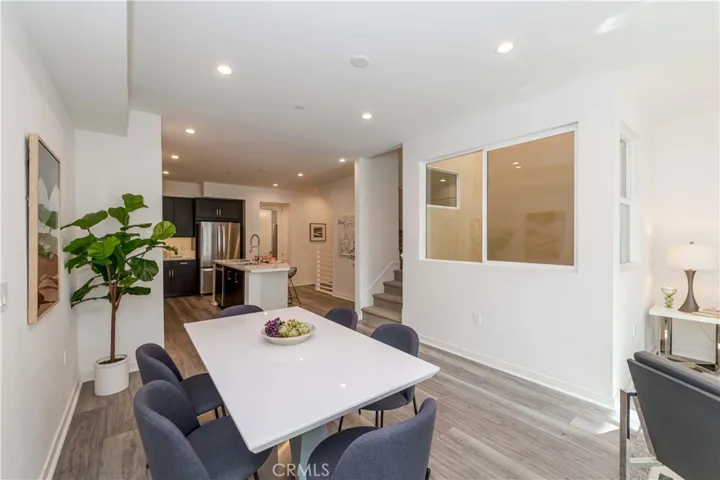 Dining area, open floor plan.