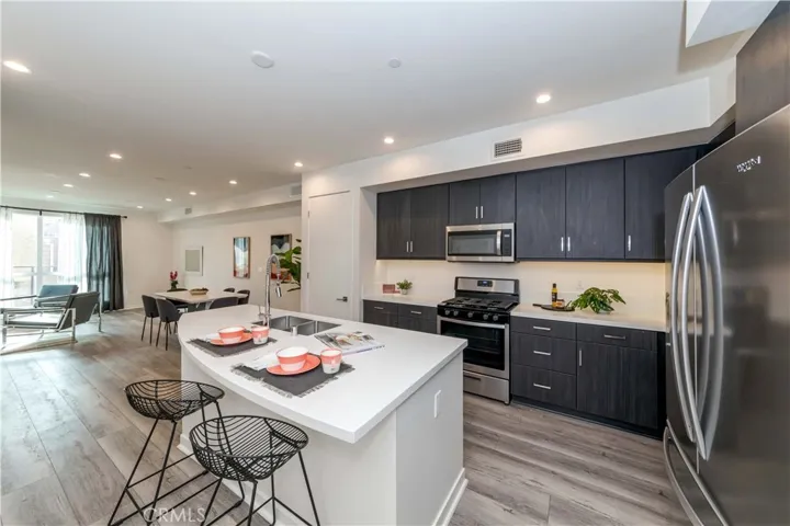 Gorgeous kitchen.