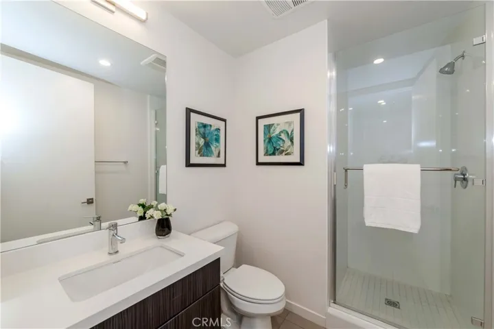 1st floor bathroom.