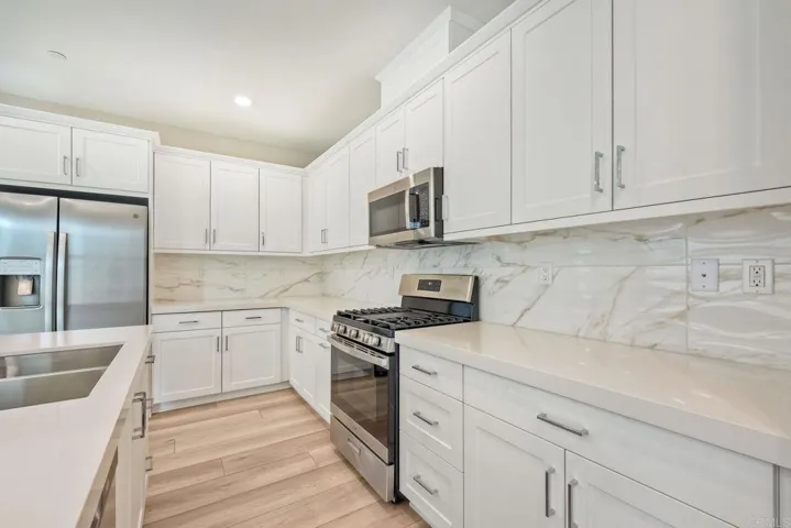 1658 Carol Lee Lane, Escondido, California 92026