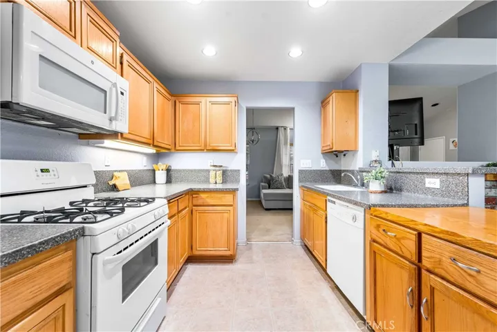 3357 Firebush Avenue, Rosamond, California 93560