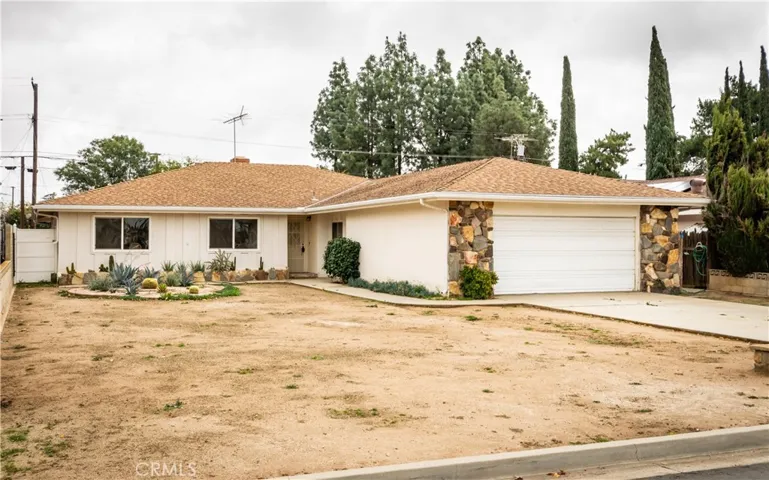 1224 Chestnut Avenue, Beaumont, California 92223