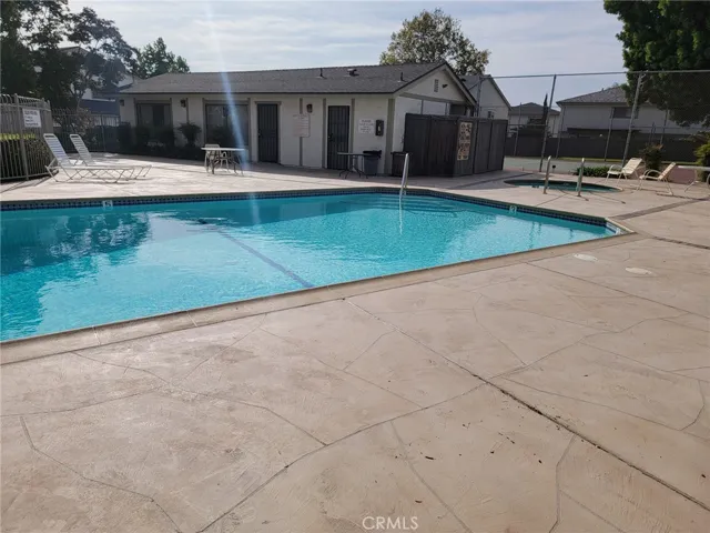 617 S College Avenue, Claremont, California 91711
