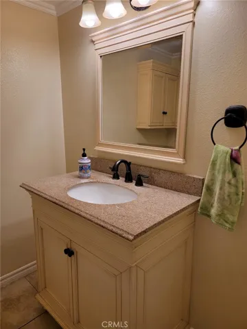 617 S College Avenue, Claremont, California 91711