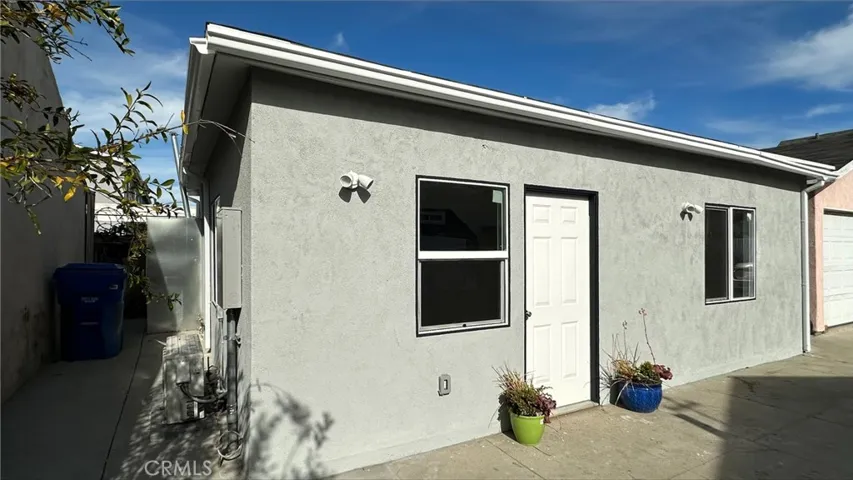 1665 1/2 36th Place, Los Angeles, California 90018