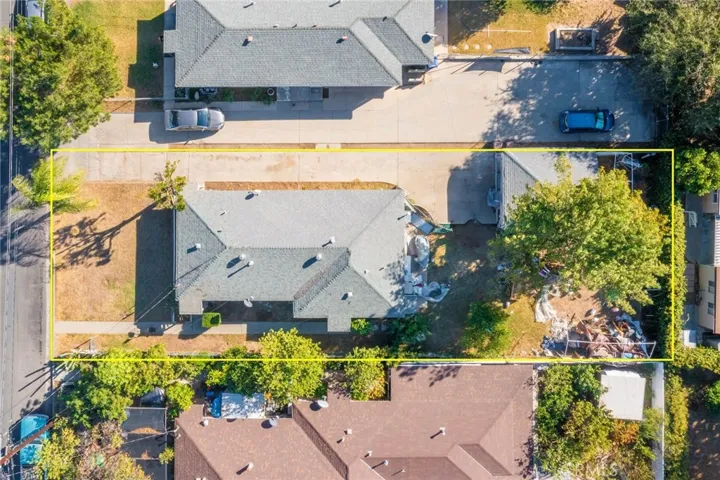 3950 3952 Everest Avenue, Riverside, California 92503