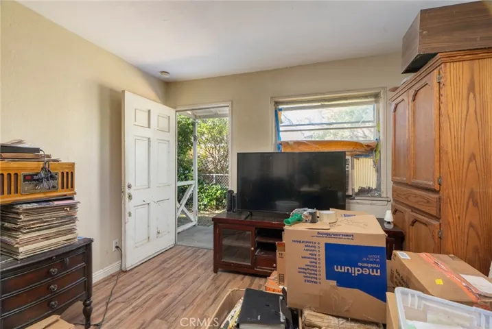 3950 3952 Everest Avenue, Riverside, California 92503