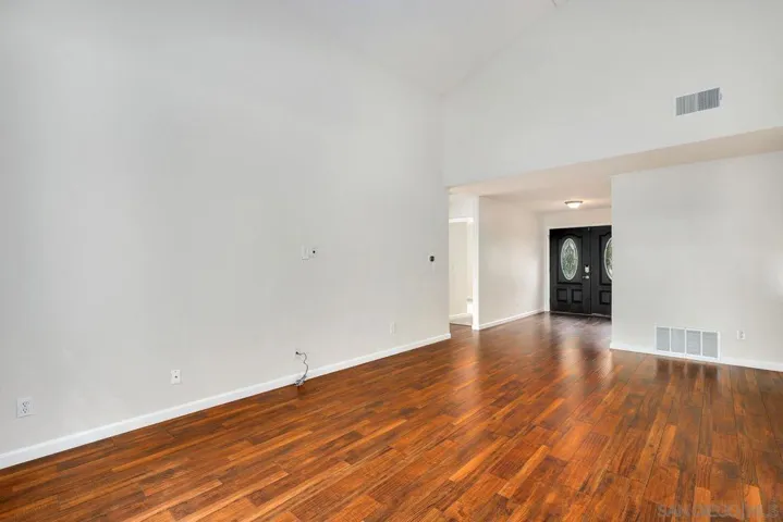 5951 Highplace Dr, San Diego, California 92120