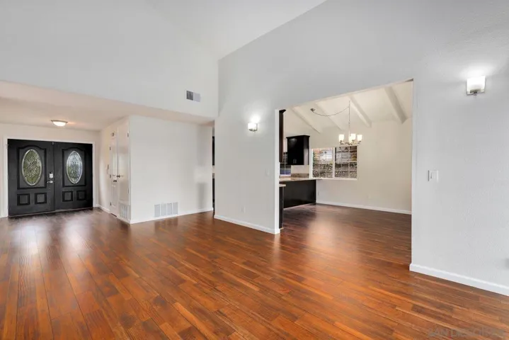 5951 Highplace Dr, San Diego, California 92120