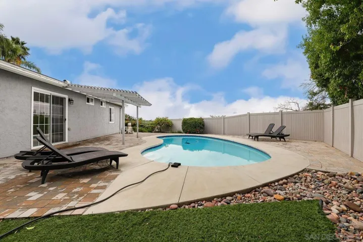 5951 Highplace Dr, San Diego, California 92120