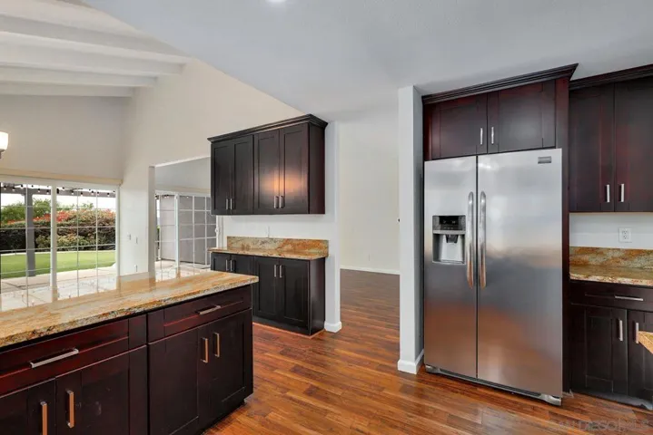 5951 Highplace Dr, San Diego, California 92120