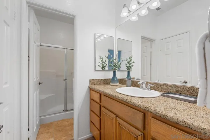 3816 Mykonos Ln Unit 5, San Diego, California 92130