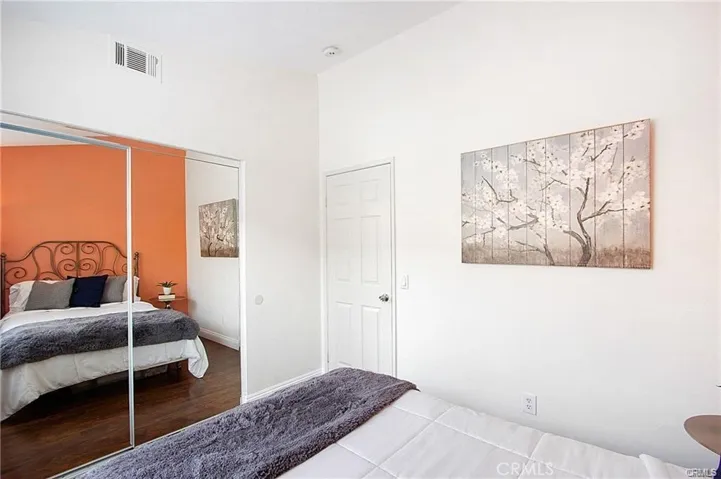 13026 Arborwalk Lane, Tustin, California 92782