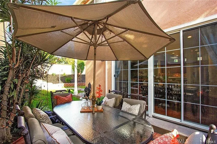 13026 Arborwalk Lane, Tustin, California 92782