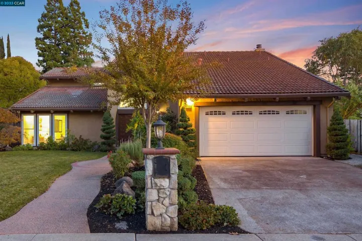 215 Heather Pl, Danville, California 94526