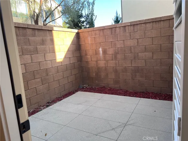 107 Messenger, Irvine, California 92618