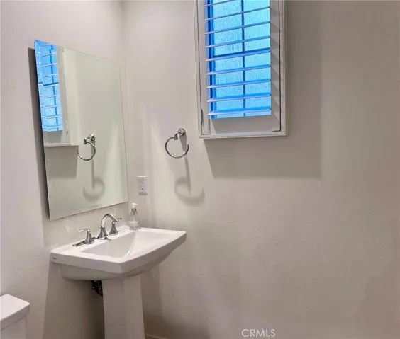 107 Messenger, Irvine, California 92618