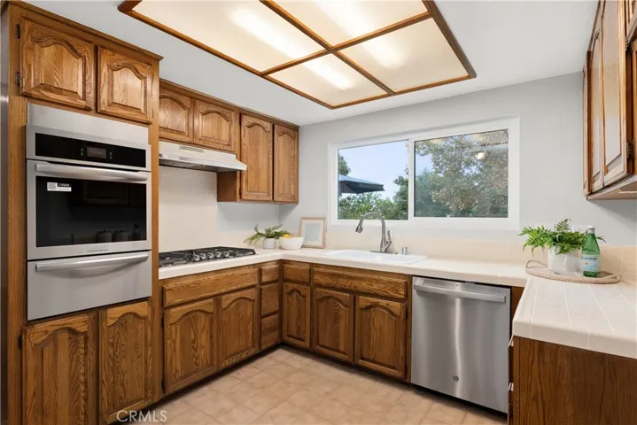 2515 Primrose Lane, Upland, California 91784