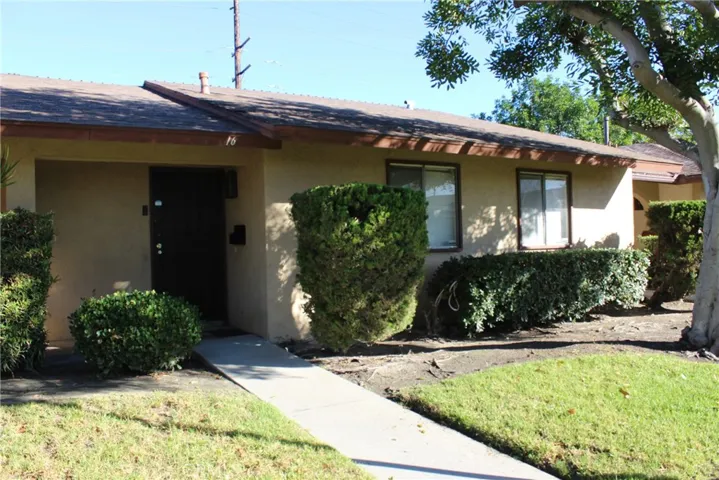 5300 W 1st Street 16, Santa Ana, California 92703