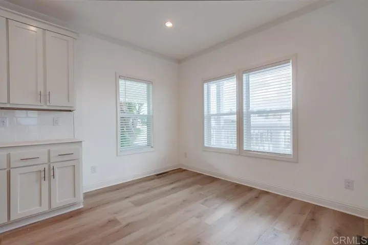 500 Rancheros Drive 21, San Marcos, California 92069