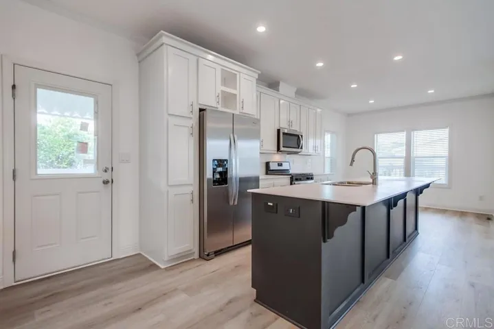 500 Rancheros Drive 21, San Marcos, California 92069