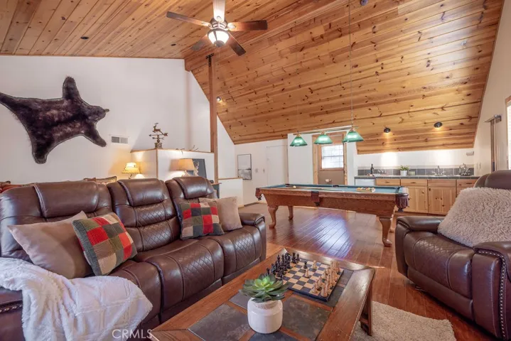 333 Brewer Way, Big Bear City, California 92314