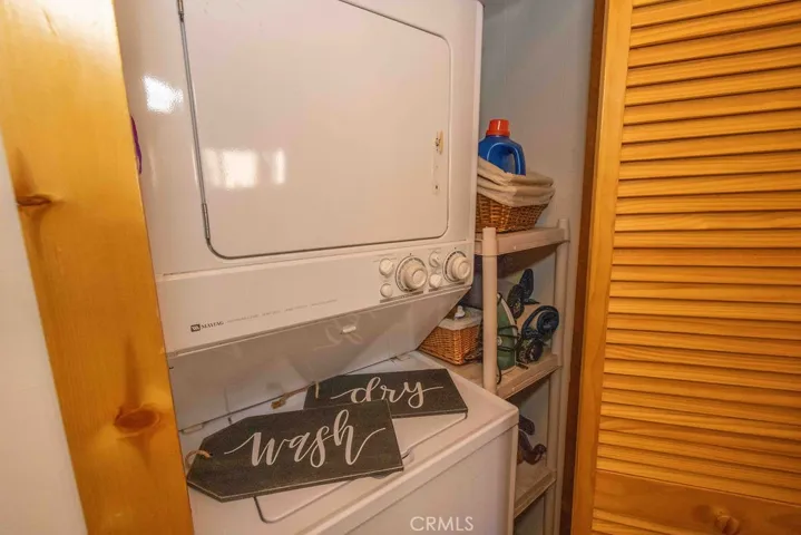 333 Brewer Way, Big Bear City, California 92314