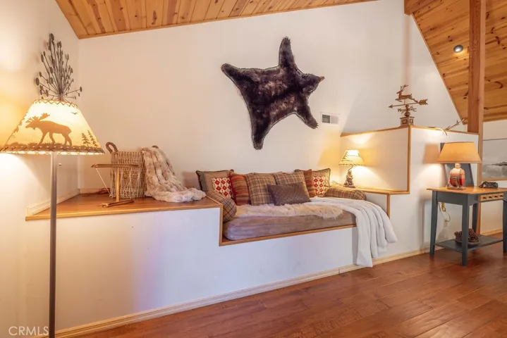 333 Brewer Way, Big Bear City, California 92314