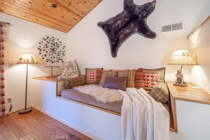 333 Brewer Way, Big Bear City, California 92314