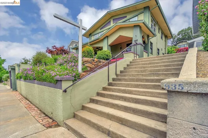 929 Willow St, Martinez, California 94553