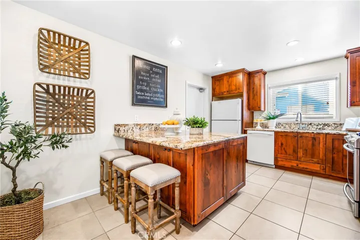 6711 Park Avenue, Garden Grove, California 92845