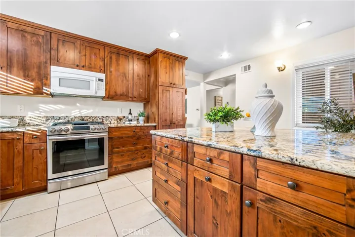 6711 Park Avenue, Garden Grove, California 92845