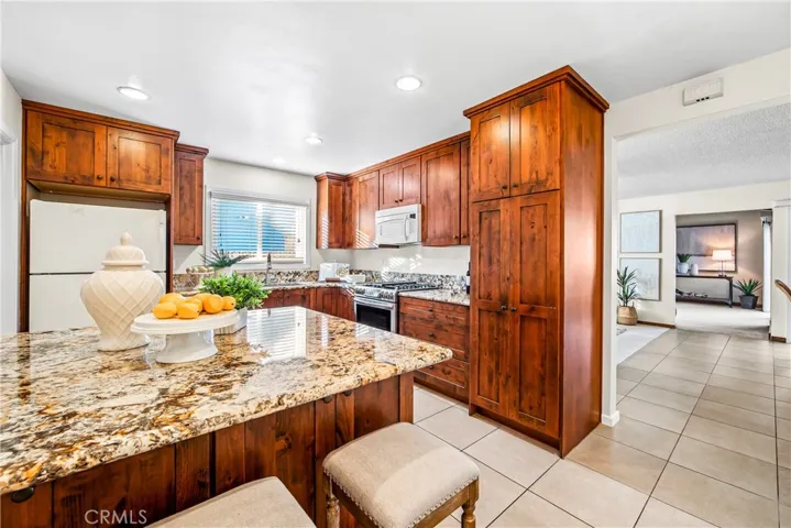 6711 Park Avenue, Garden Grove, California 92845