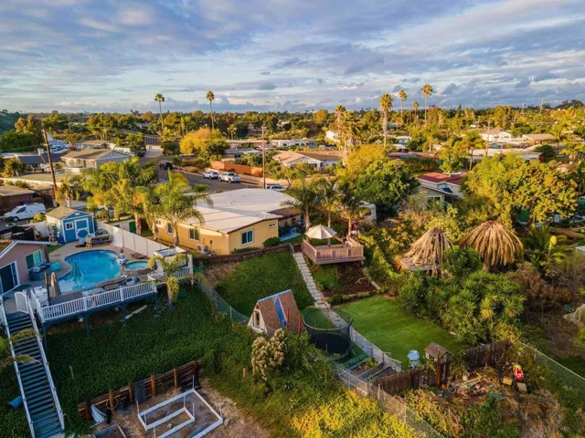 5331 Via Aquario, San Diego, California 92111