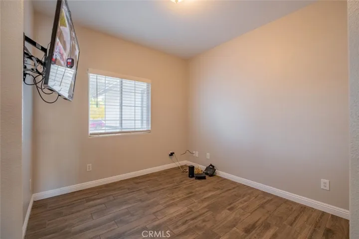 215 Taos Place, Palmdale, California 93550
