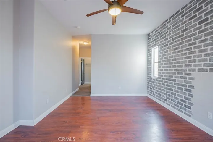 215 Taos Place, Palmdale, California 93550