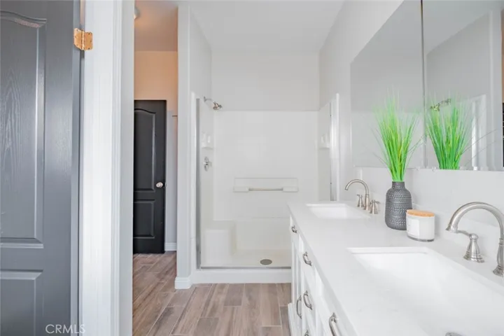 215 Taos Place, Palmdale, California 93550