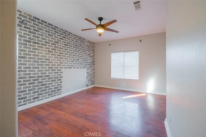 215 Taos Place, Palmdale, California 93550