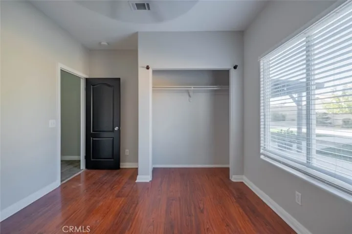 215 Taos Place, Palmdale, California 93550